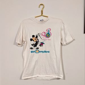Vintage Walt Disney World shirt